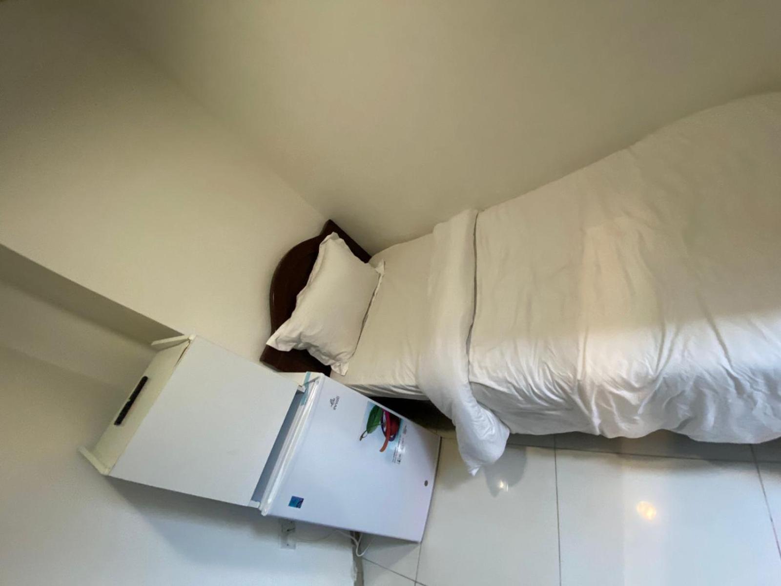 Budget Rooms With Private Bathroom For 'Girls' Only In Dubai, Marina 외부 사진